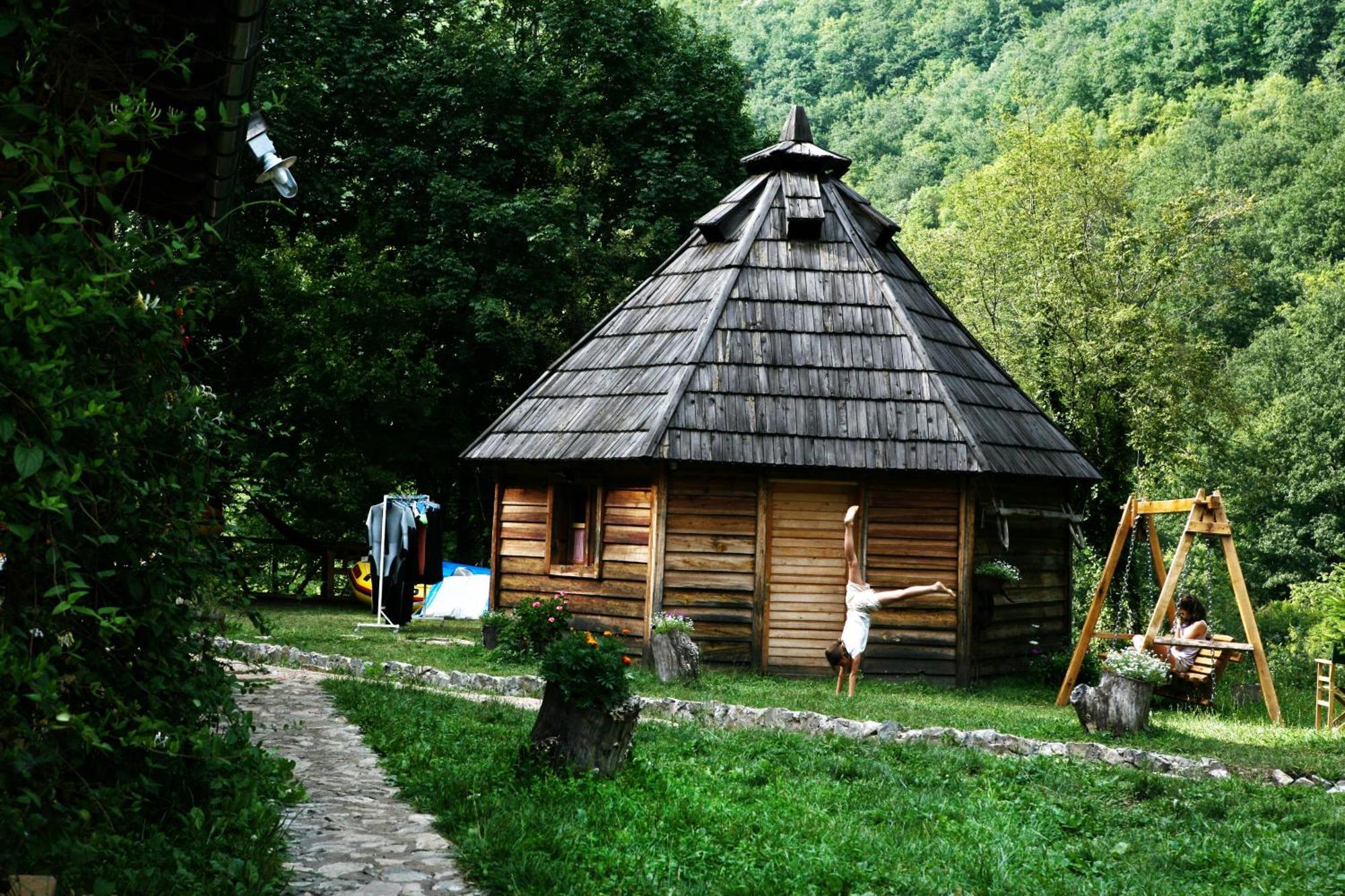 Grab Ethno Village And Camp Šćepan-Polje Szoba fotó